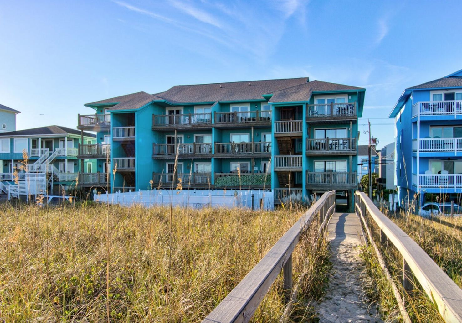 Resort Winds V Condos
